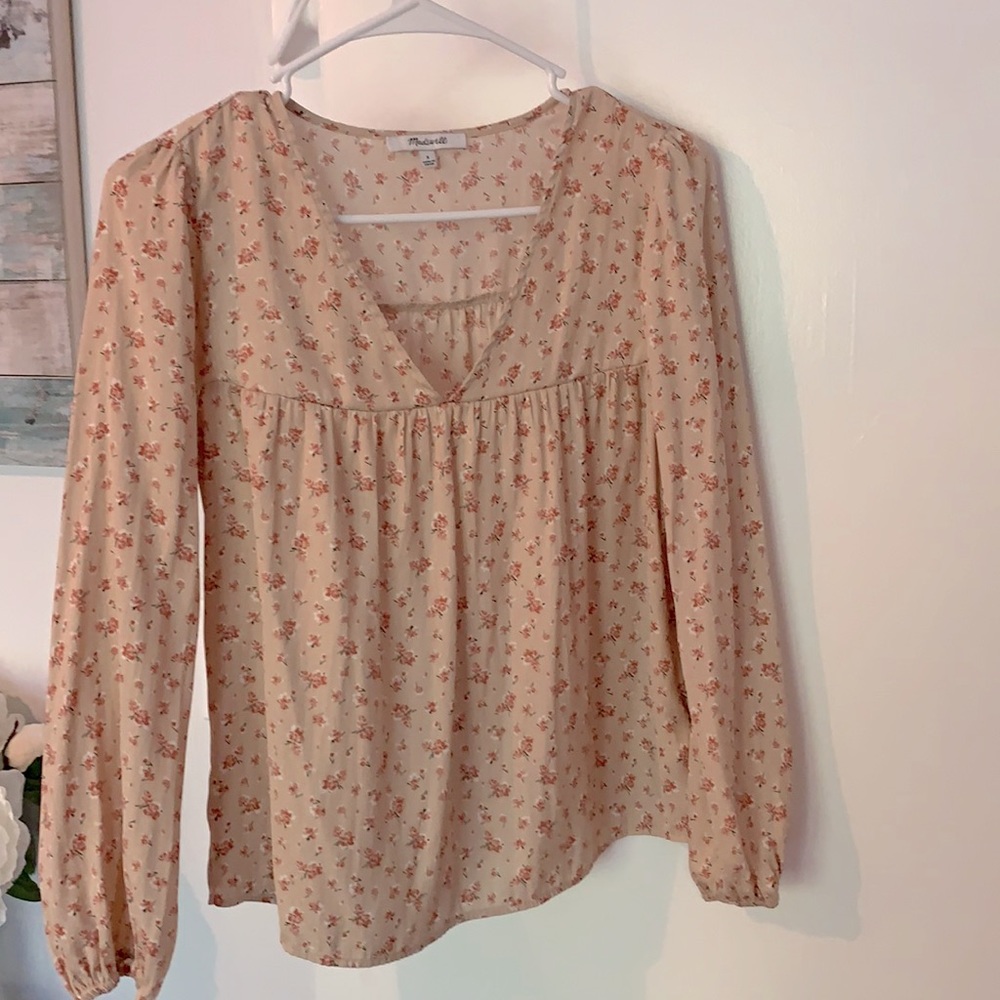 Light pink top